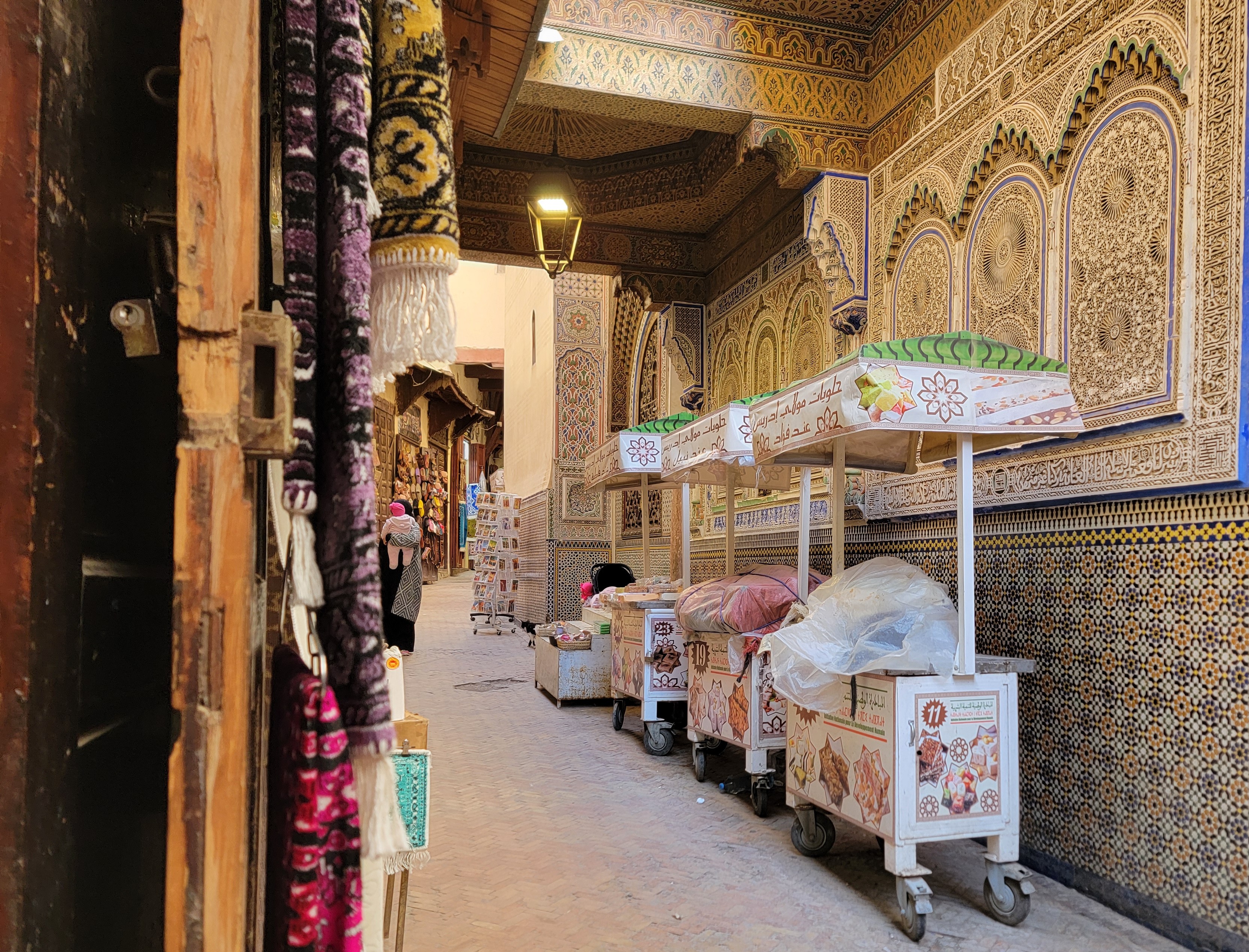 Fès