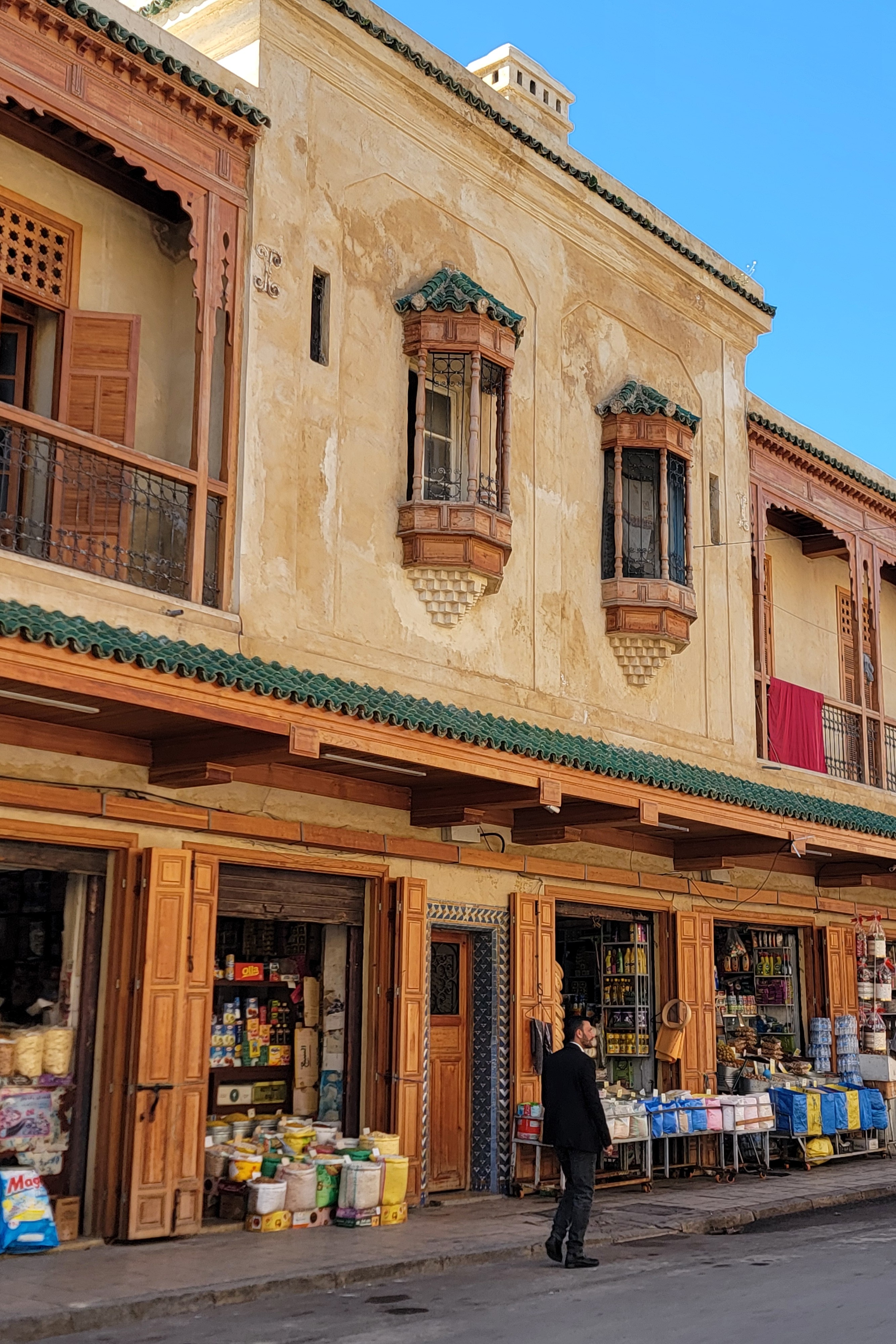 Fès