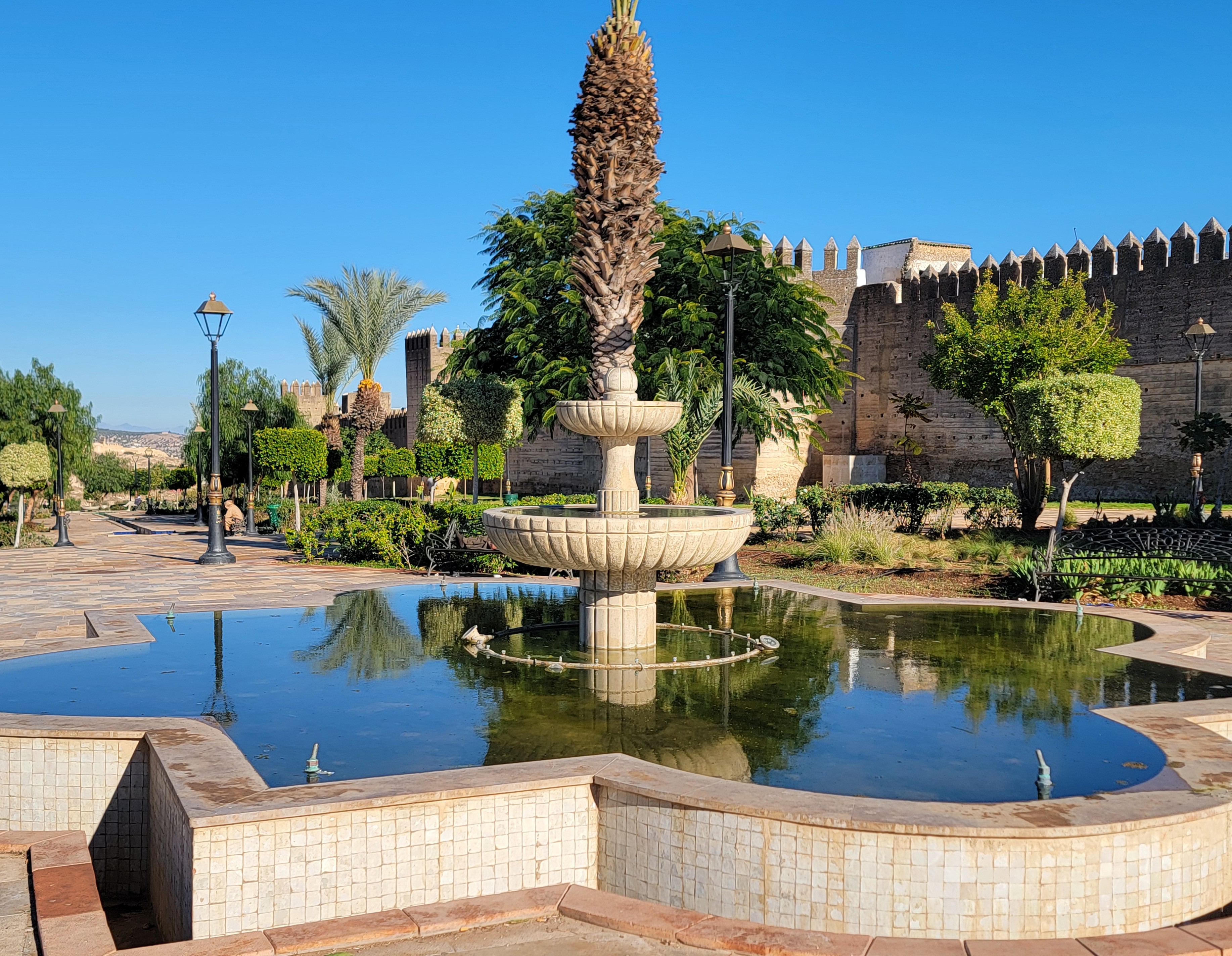 Fès